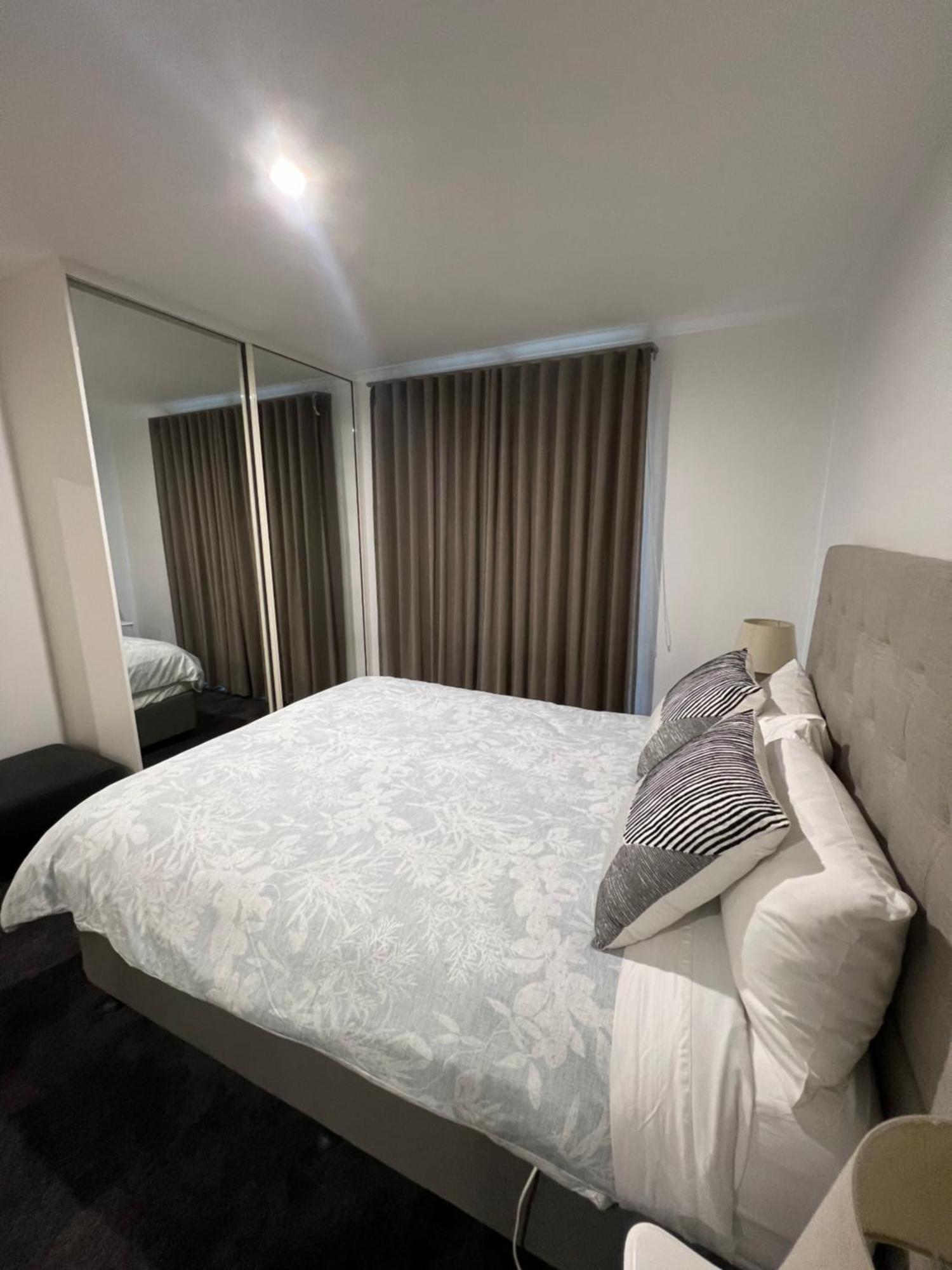 Adelaide Central Apartment - 3Br, 2Bath & Carpark Exterior photo